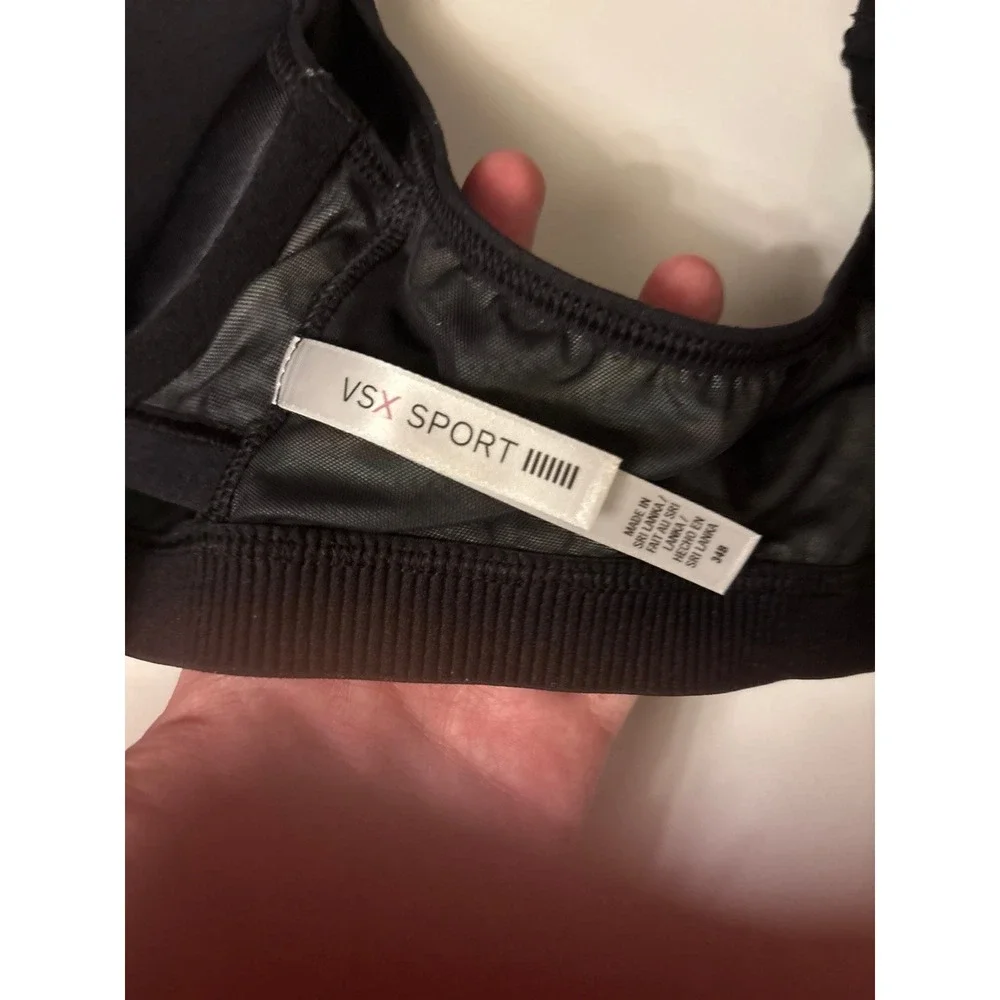 Victoria's Secret Sport Zip Up‎ Racerback Sports Bra